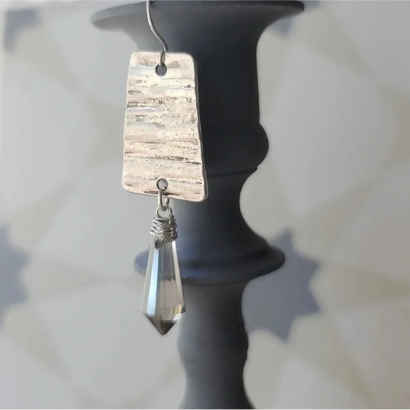 Dangle Crystal Earrings Silver Hammered Boho - Picture 4 of 9